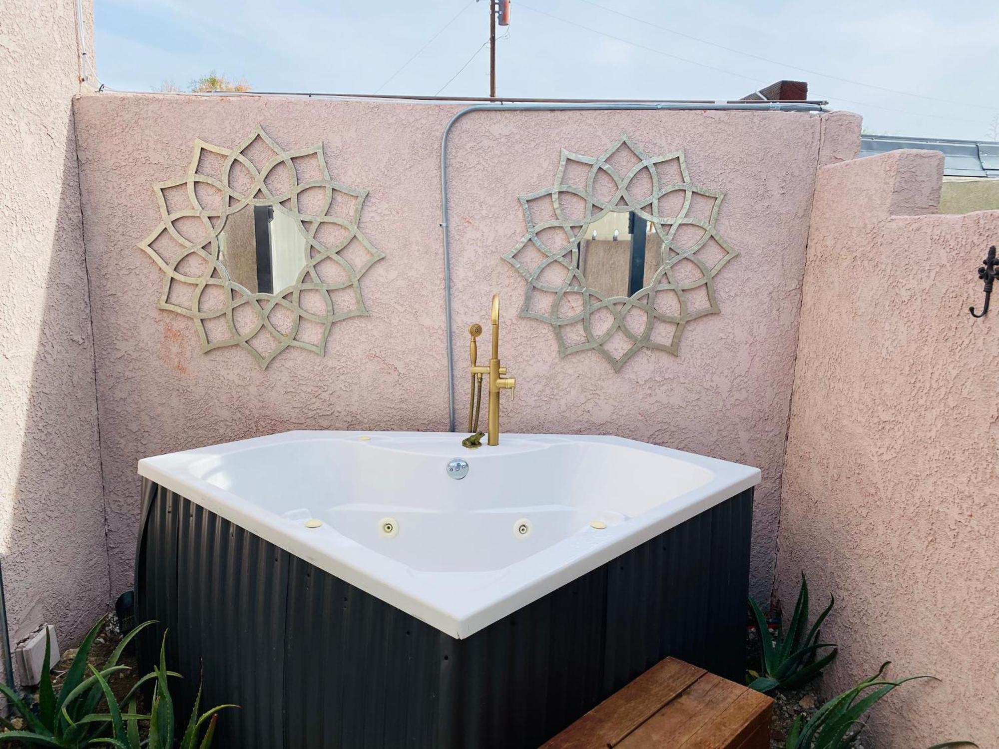 Hotel Mi Kasa Hot Springs 420,Adults Only, Clothing Optional Desert Hot Springs Esterno foto